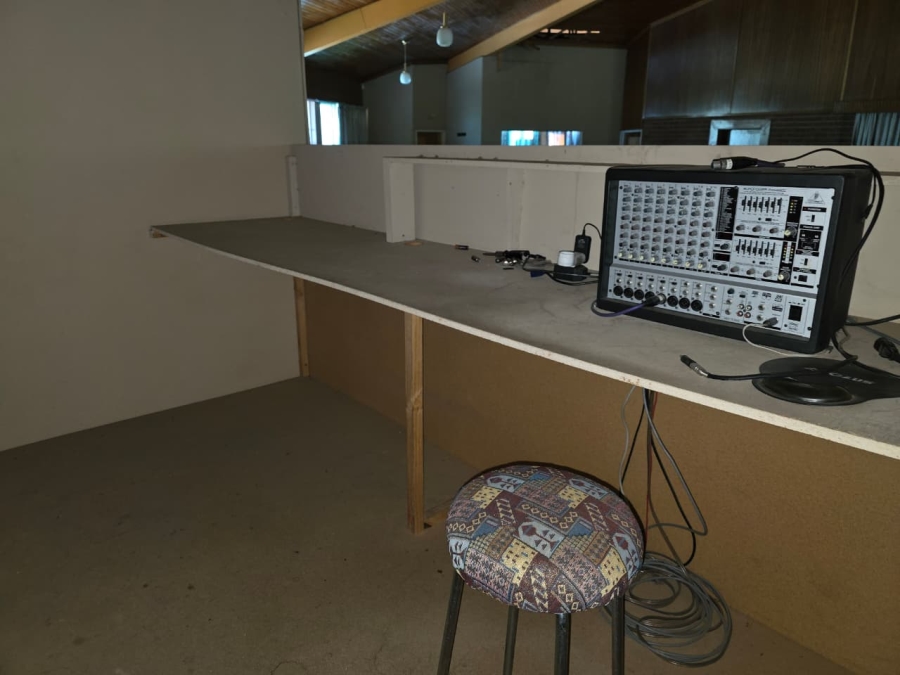 Commercial Property for Sale in Rheederpark Free State